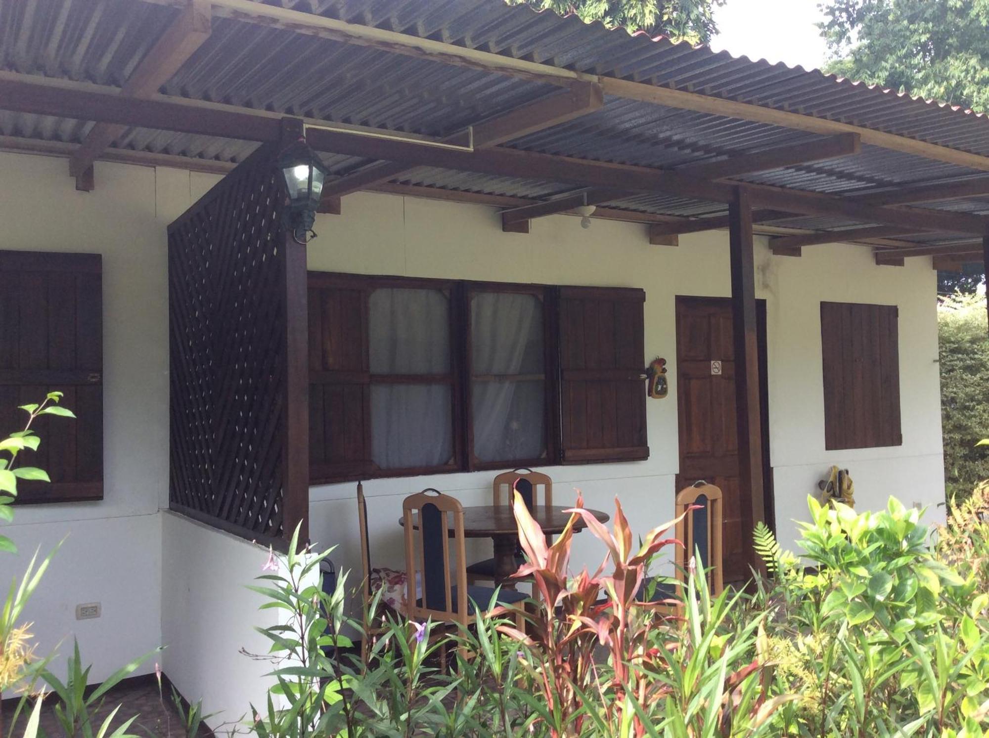 Cabinas Los Tucanes Cahuita Cameră foto